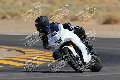 media/Oct-03-2022-Moto Forza (Mon) [[5f077a3730]]/Beginner Group/Session 4 (Turn 16)/